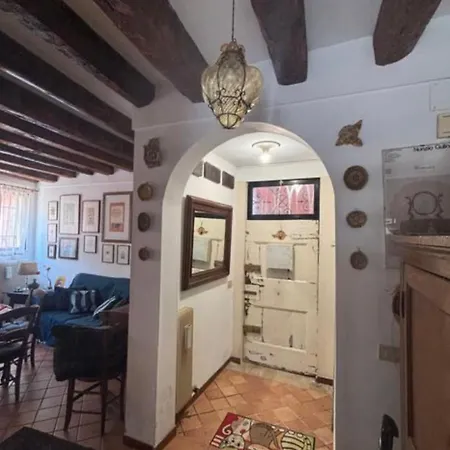 Veneziano Piano Terra